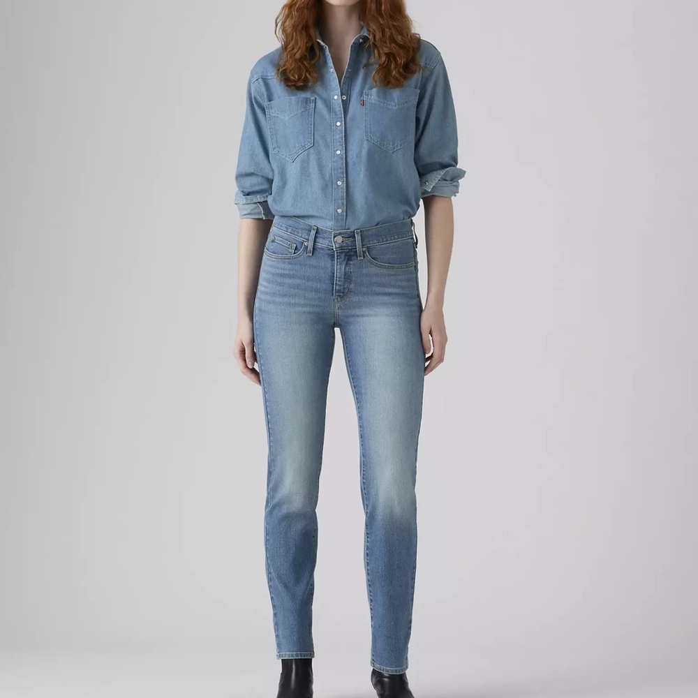 Levi's 314 SHAPING STRAIGHT WOMEN'S JEANS. Eternal Indigo Blue Size 8, 29x32 NWT